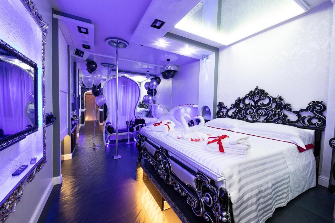 Erossuite Guesthouse Rome Bagian luar foto
