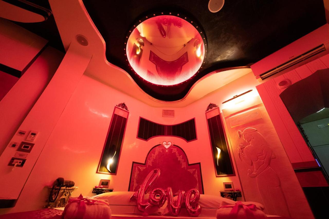 Erossuite Guesthouse Rome Bagian luar foto