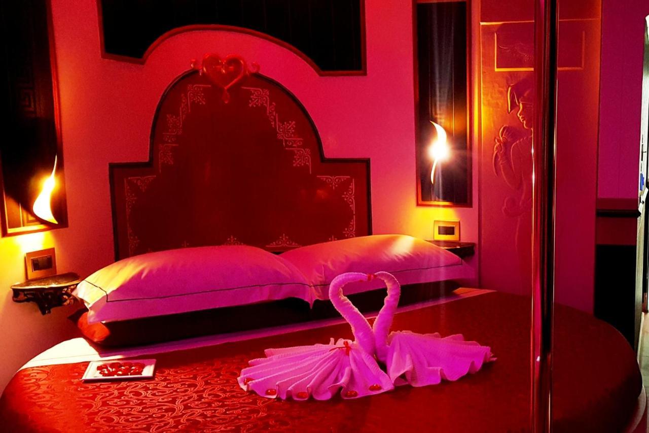 Erossuite Guesthouse Rome Bagian luar foto