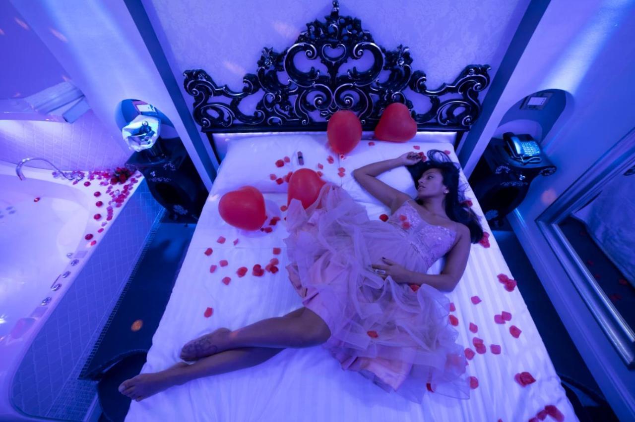 Erossuite Guesthouse Rome Bagian luar foto